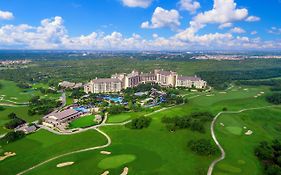 Jw Marriott Hill Country Resort